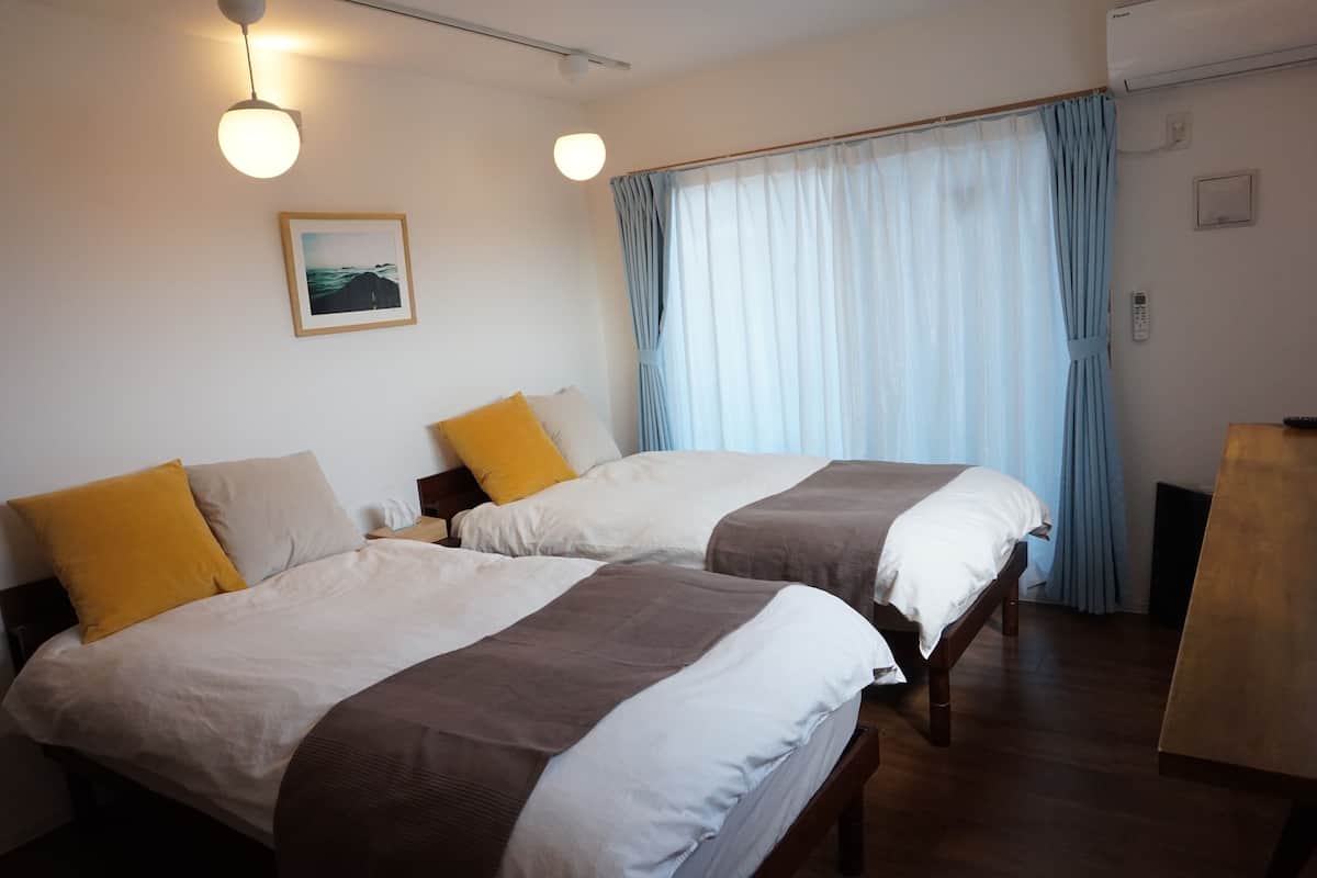 Standard Twin Room | 1 bedroom, individually decorated, individually furnished, desk