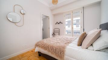 3 dormitorios, tabla de planchar con plancha, wifi gratis y ropa de cama