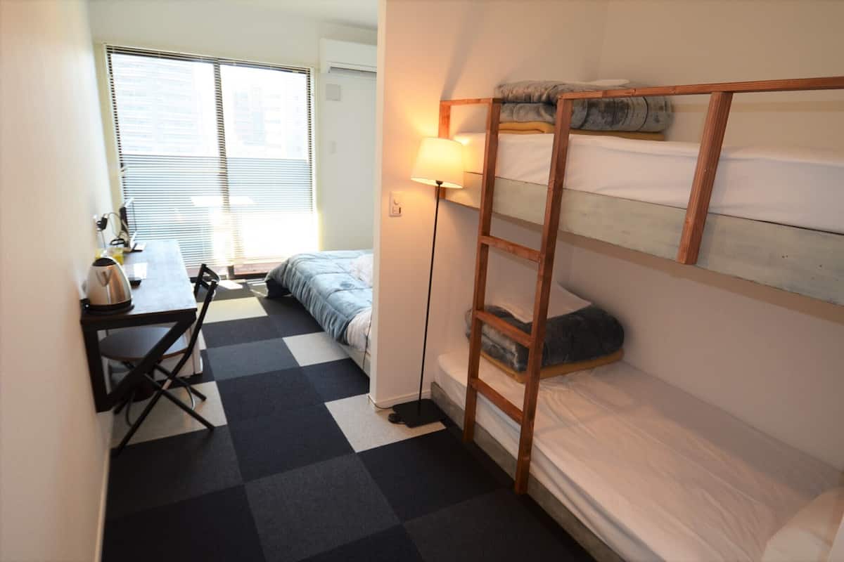 Quadruple Room, Private Bathroom | Desk, free WiFi
