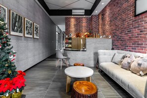 Exterior detail - Meets Anping (Tainan)