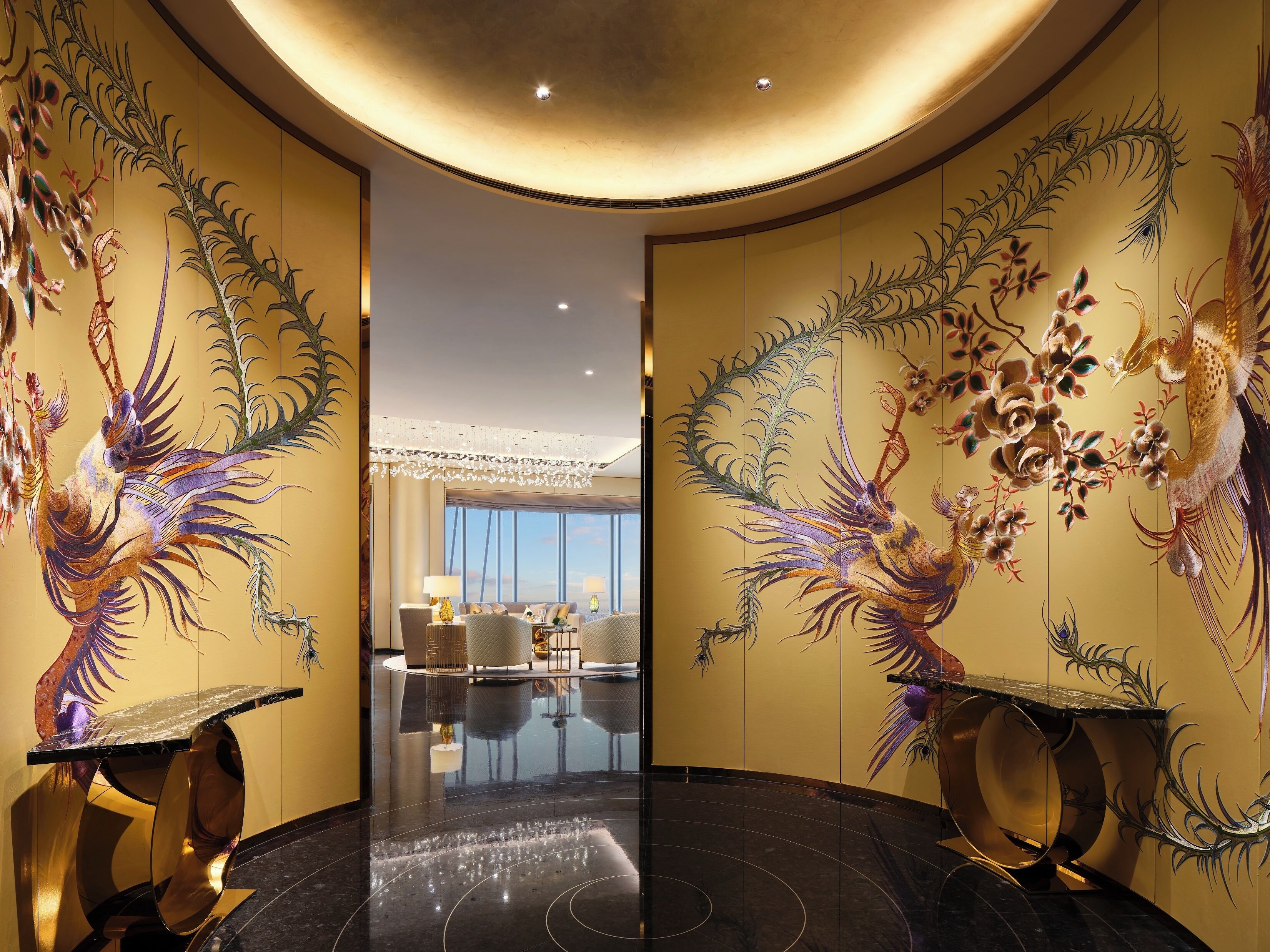 Photo - J Hotel, Shanghai Tower - Above All Else, Overlooking the Bund