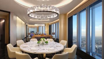 Jin Jiang Suite | Premium bedding, down duvets, pillow-top beds, free minibar items
