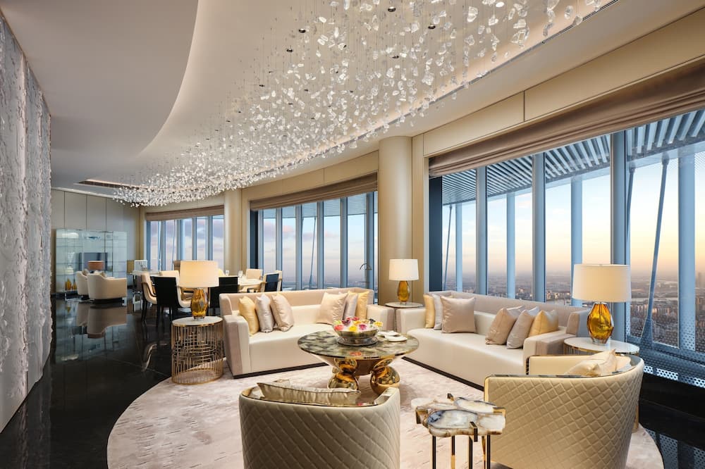 J Hotel, Shanghai Tower