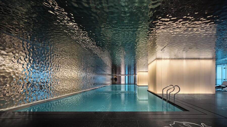 J Hotel, Shanghai Tower