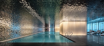 J Hotel, Shanghai Tower