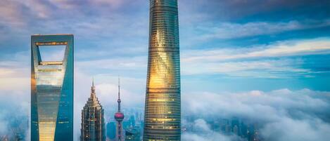 Svit - utsikt mot floden | Exteriör