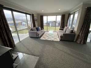House, 4 Bedrooms | Living area | Flat-screen TV, fireplace - Southholm (Lake Tekapo)