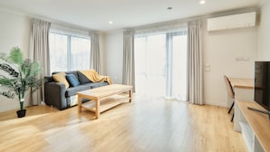 Apartment, 1 Bedroom | Living area | Smart TV, Netflix, streaming services - Star View 1 Bedroom (Lake Tekapo)