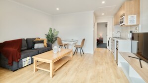 Apartment, 1 Bedroom | Living area | Smart TV, Netflix, streaming services - Star View 1 Bedroom (Lake Tekapo)