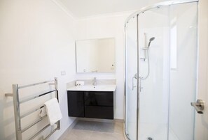 Maisonette, 3 Schlafzimmer | Badezimmer