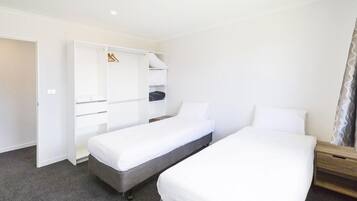 Appartement Duplex, 3 chambres | 3 chambres, lits bébé (gratuits), Wi-Fi gratuit, draps fournis