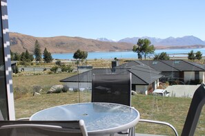 Balcony view - Tekapo R&R (Lake Tekapo)
