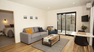 Ferienhaus, 1 Schlafzimmer | Wohnbereich | Smart-TV