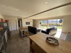 Private kitchen - The Barn (Lake Tekapo)