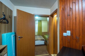 Chalet, 2 Bedrooms, Balcony, Garden View