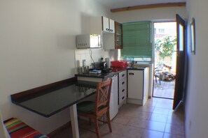Room, 1 Bedroom | Interior - Charming Lodge in City Bowl, Close Enough to the Action but Peaceful and Quiet (Cape Town)