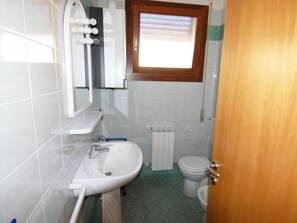Apartment | Badezimmer | Dusche