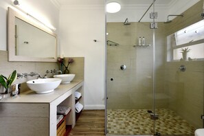 Apartment, 1 Bedroom, Smoking, Patio | Bathroom - The Protea Apartment No01 (Franschhoek)