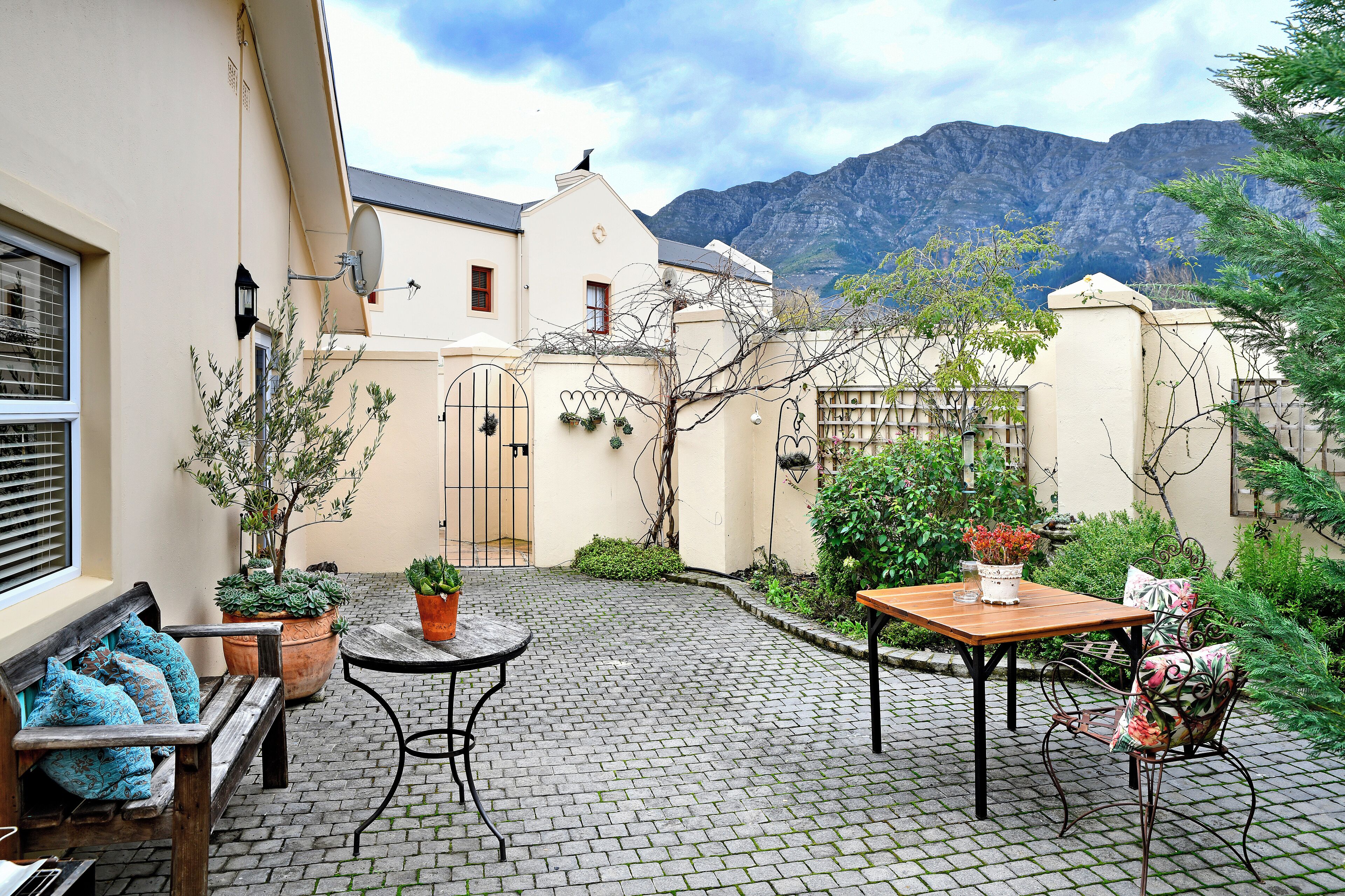 Căn hộ, 1 phòng ngủ, hút thuốc, sân hiên | Hiên