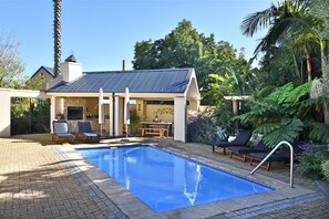 Apartment, 1 Bedroom, Smoking, Patio | BBQ/picnic Area - The Protea Apartment No01 (Franschhoek)