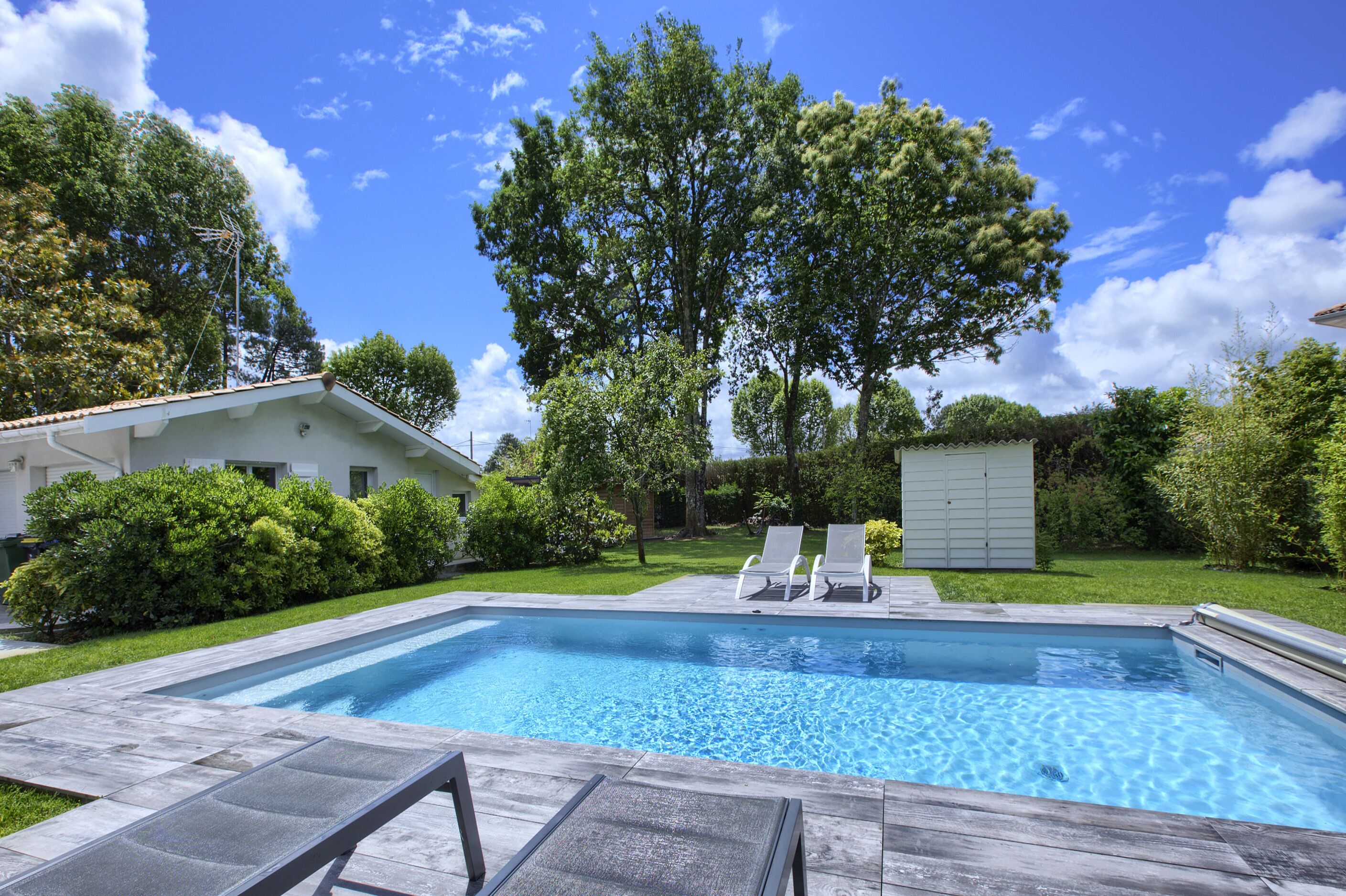 Piscine extérieure, piscine chauffée