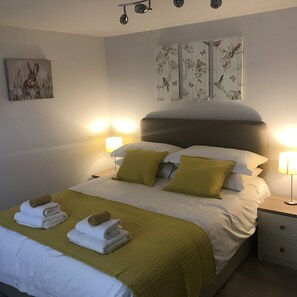 Familie huis | 2 slaapkamers, een bureau, een strijkplank/strijkijzer, gratis wifi