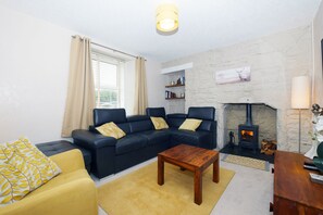 Familie huis | Woonruimte | Smart-tv en een dvd-speler