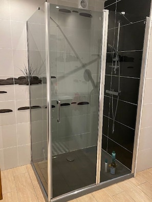 Bathtub - Detached house la pave (Saint-Donat)