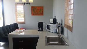 Interior - Sunny Private First Floor 1-br Beach Apartment With Spacious Balcony, Pool, Wifi (Albion)