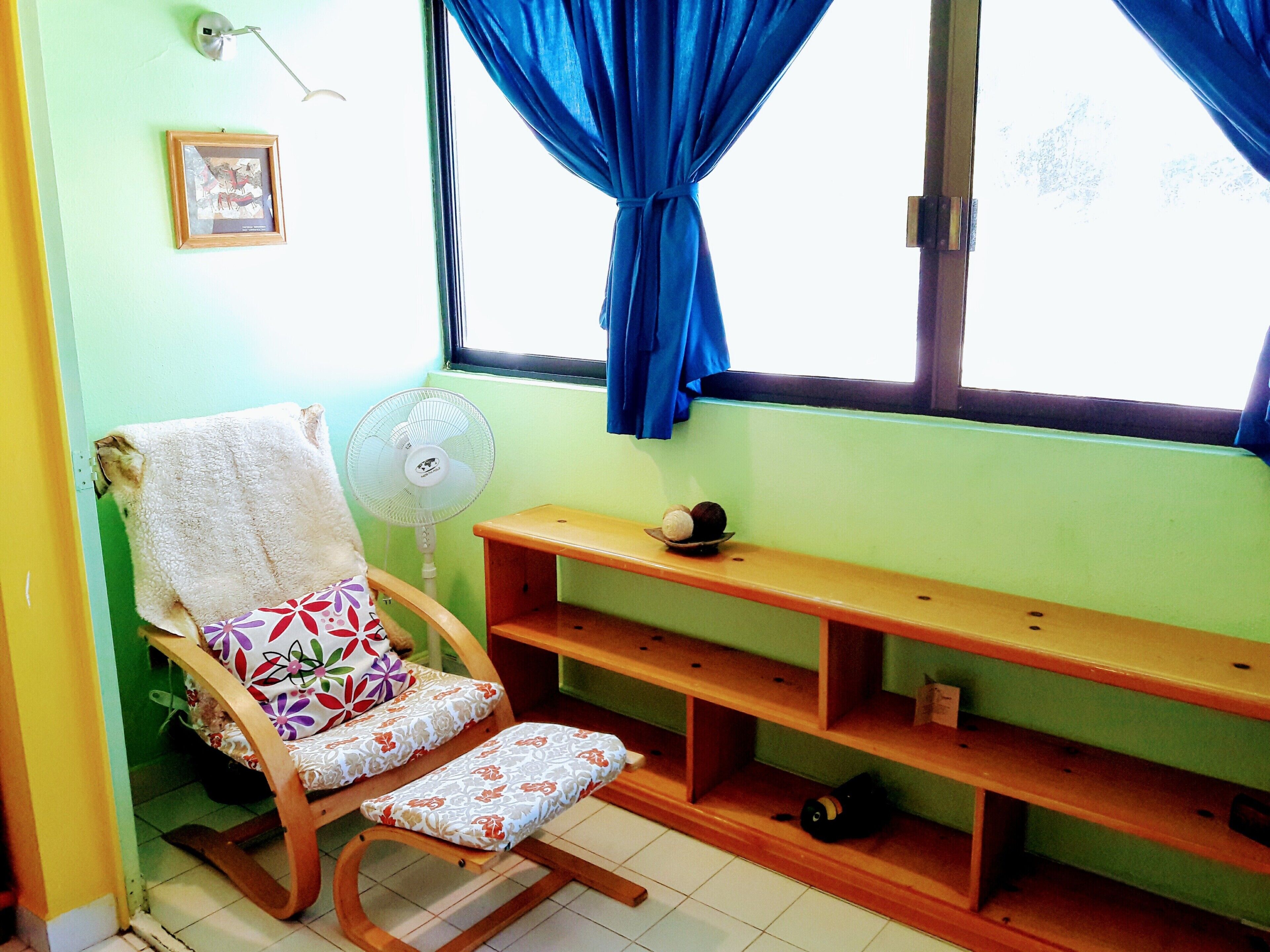 Departamento, 2 habitaciones, para fumadores, patio | Área de sala de estar