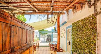 Nice Apartment Equipped With 2 Bedrooms Very Close to the Malecon and the Beach