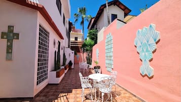 Leilighet, 1 soverom, røyk, terrasse | Eksteriør