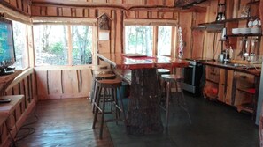 獨棟房屋, 4 間臥室, 吸煙房, 庭院 | 用餐區