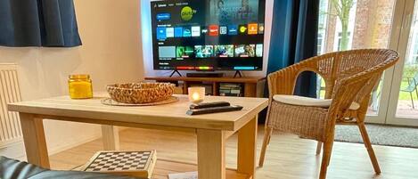 2 bedrooms, iron/ironing board, travel cot, free WiFi