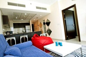 Apartment, 1 Schlafzimmer, Balkon | Wohnzimmer