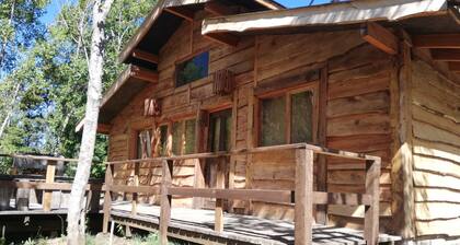 Cabaña Rústica 2 Maravillosa,con Troncos Nativos, con Orilla de Río Trancura
