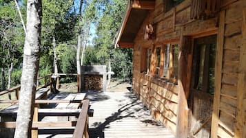 House, 3 Bedrooms, Smoking, Patio | Outdoor dining