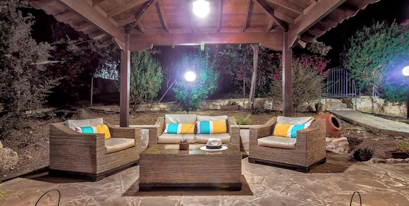 Villa, 2 habitaciones, para fumadores, alberca privada | Terraza o patio