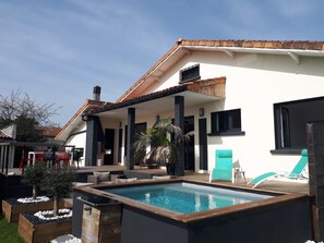 Outdoor pool - Villa between pines and vines, in a quiet location  (Cestas)