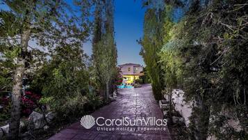 Villa, 3 habitaciones, para fumadores, alberca privada | Áreas de la propiedad