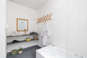 Appartement, 2 chambres, fumeur, balcon | Salle de bain