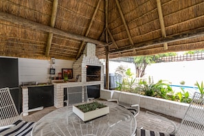 Apartment, 2 Bedrooms, Smoking, Balcony | Property grounds - Stylish 2-bed Apartment in Centurion, Pretoria (Centurion)