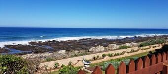 Wave Catcher- Wildbreak Self Catering