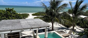 Entire House on the Seashore in Chicxulub Puerto, Yuc, Riviera Yucateca Mex