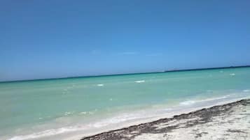 House, 4 Bedrooms, Smoking, Private Pool | Beach