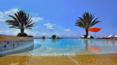 Amazing Luxury Villa, Enormous Heated Pool Jacuzzi, Gym, Games Room In Paphos,