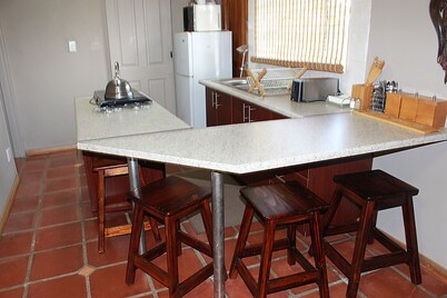 Family Apartment Bloemfontein Cherry Lane Self Catering and BB max 6 Guests