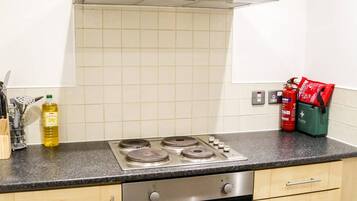 Apartment, 2 Bedrooms | Private kitchen | Full-sized fridge, microwave, oven, stovetop
