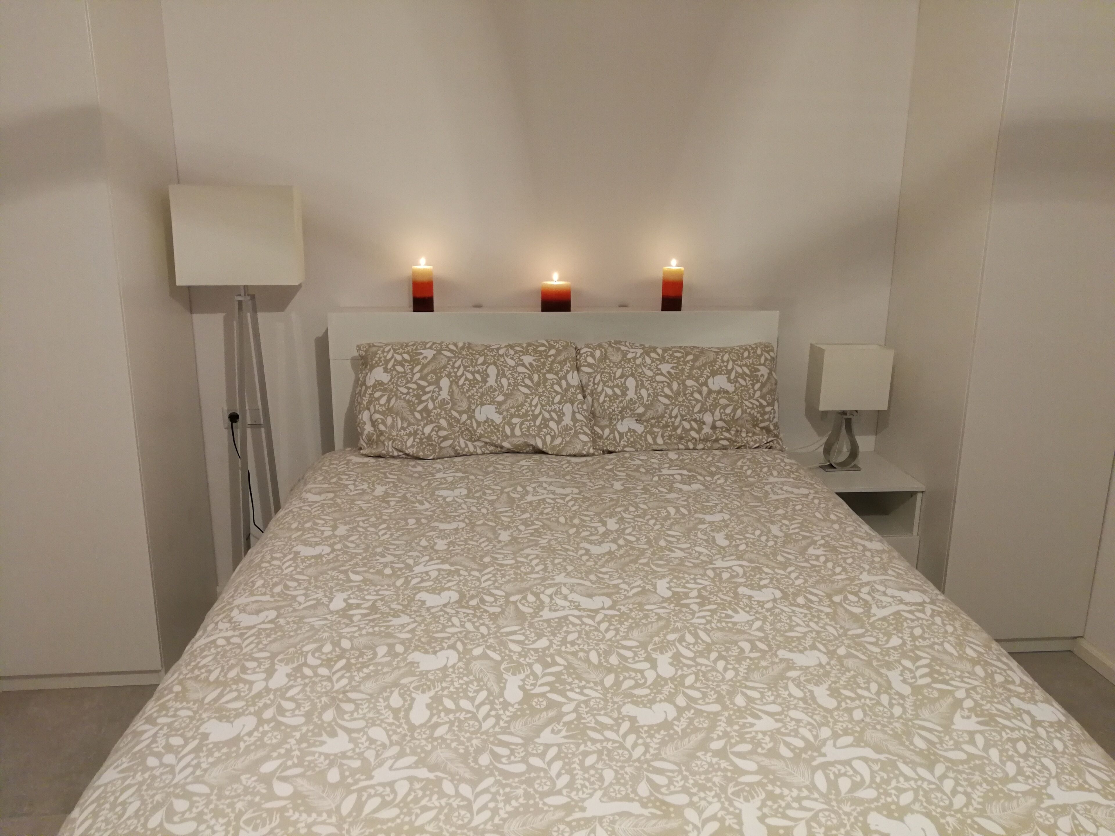 Apartment, 1 Bedroom, Smoking, Balcony | 1 bedroom, iron/ironing board, bed sheets