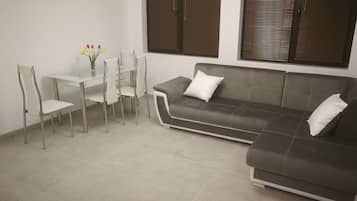 Apartment, 1 Bedroom, Smoking, Balcony | Dining room
